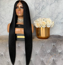 Load image into Gallery viewer, YEEZY  | BLEACHED KNOTS