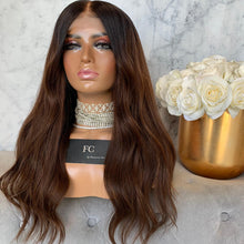 Load image into Gallery viewer, SOFIA  | BLEACHED KNOTS