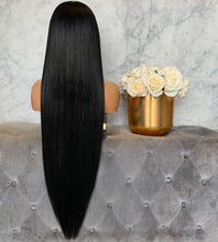 Load image into Gallery viewer, YEEZY  | BLEACHED KNOTS
