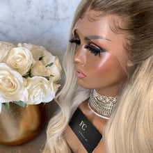 Load image into Gallery viewer, MELISSA  | BLEACHED KNOTS
